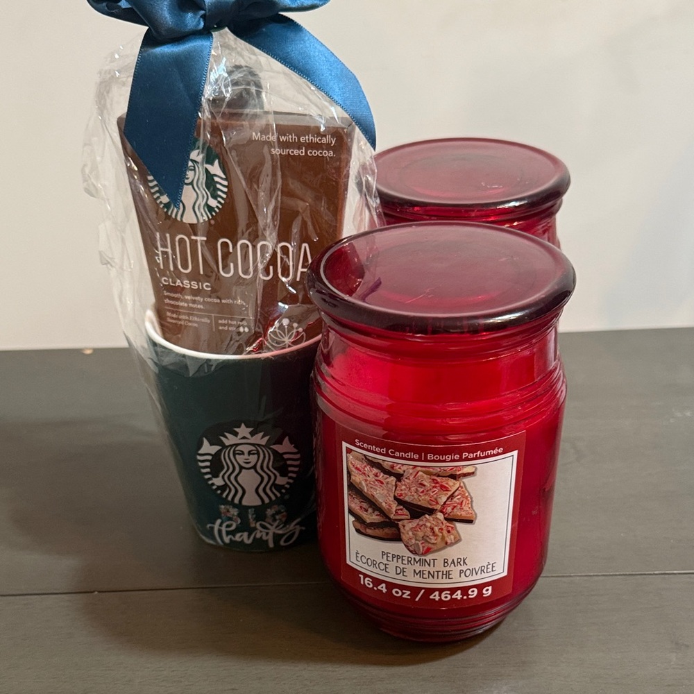 Starbucks Red Peppermint Bark Candle Set